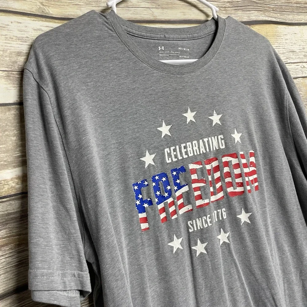 Under Armour Shirt Mens Medium Gray Freedom USA Flag‎ Logo Athletic Cotton Adult